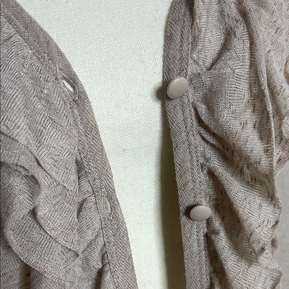 EUC Chic Beige Ruffle Blouse - Picture 8 of 11